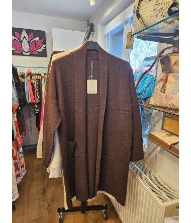 VESTE