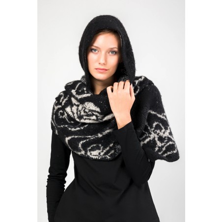 ÉCHARPE À CAPUCHE noir a roses blanches - 2