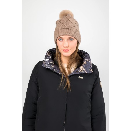 BONNET EN MAILLE BEIGE Avec Strass et perles Anekke