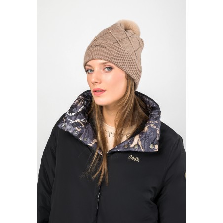 BONNET EN MAILLE BEIGE Avec Strass et perles Anekke - 2
